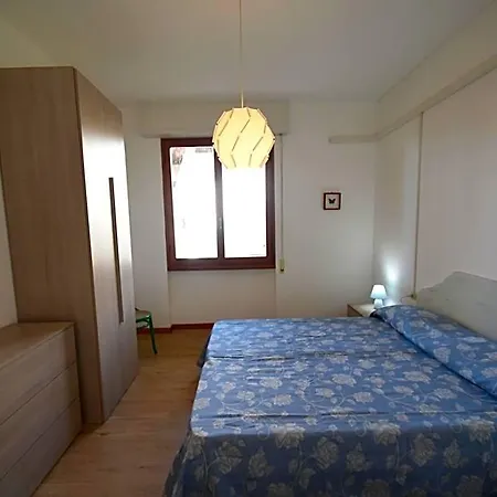Bilocali Delfino - Spazi Esterni, Aria Condizionata E Posto Auto 酒店 3*